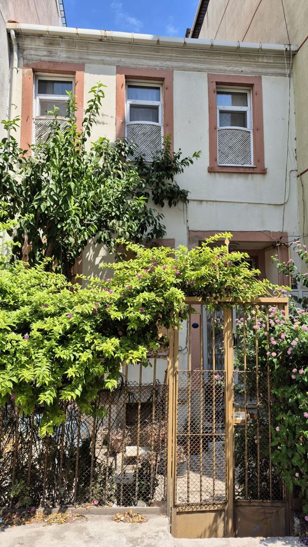 Property-photo