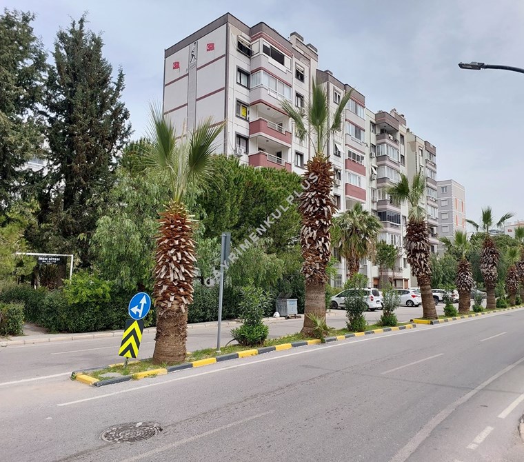 GAYRİMENKULPLUS / EGEKENT 2 İZBANA YAKIN 3+1 YENİLENMİŞ DAİRE