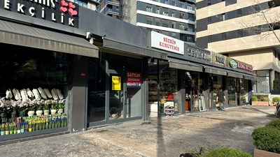 Fenerbahçe Cemiltopuzlu Caddesi Üzerinde Düz Ayak Dükkan
