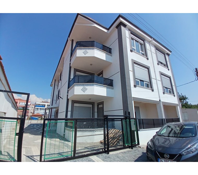  ALTIN EMLAKTAN ALTINOVA'DA SATILIK 2+1 DAİRE