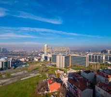 MAHMUTBEY’DE VADELİ 2+1 SIFIR DAİRE SİTE İÇERİSİNDE