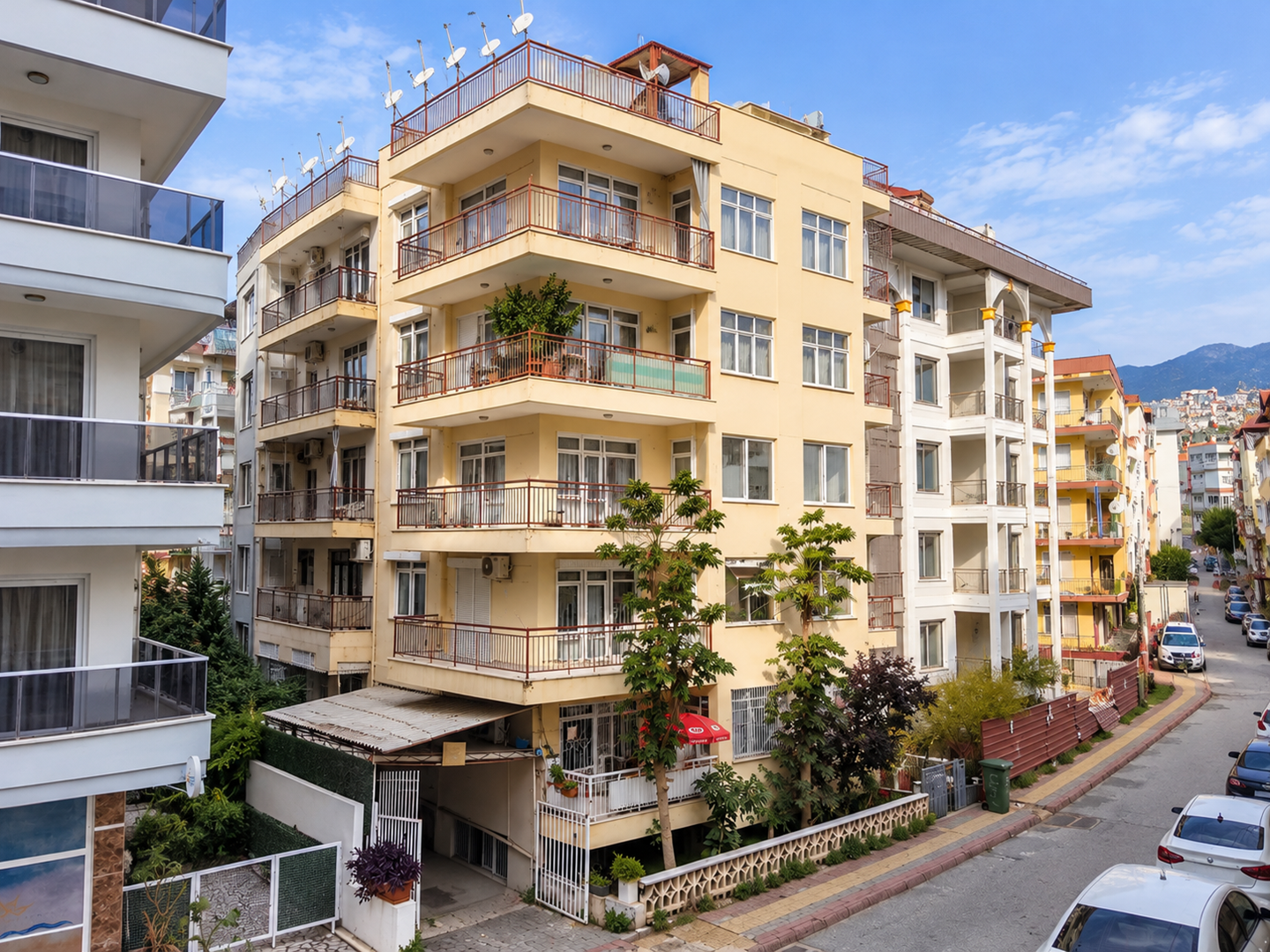 2+1 Flat to Let in Güllerpınarı, Alanya – 90 m² · 1