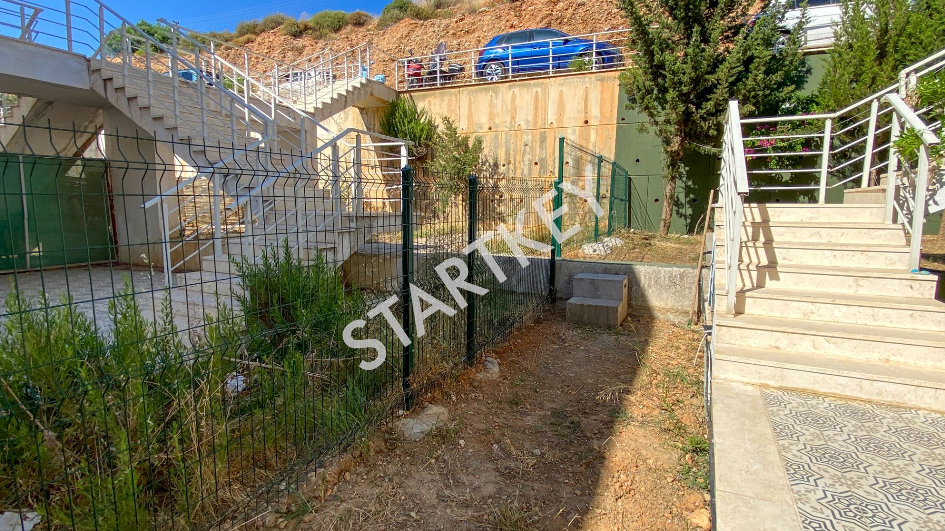 Property-photo