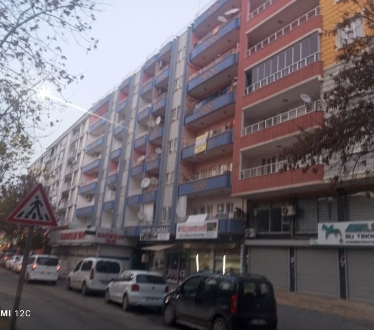 EMLAK 72 DEN KÜLTÜR MAHALLESİNDE SATILIK (2+1) DAİRE