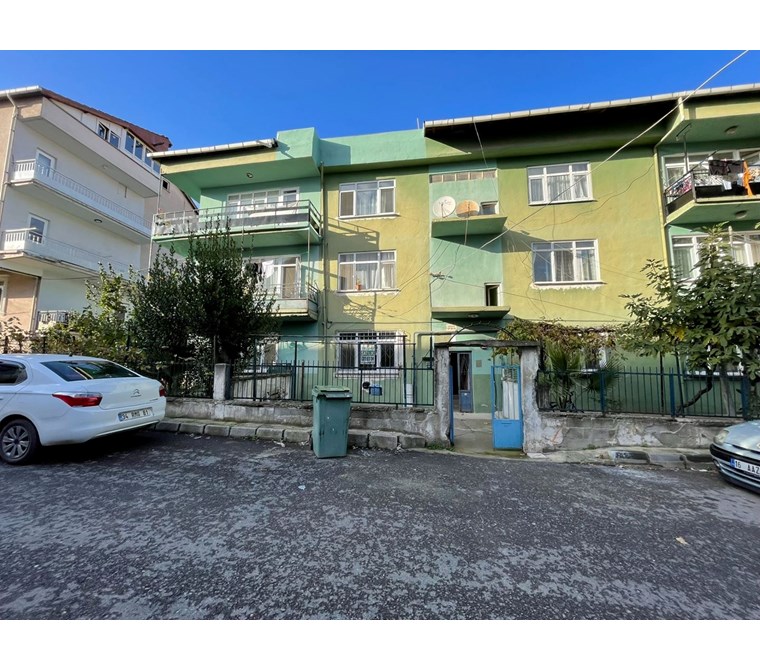 Körfez Barbaros’ta Giriş Kat 3+1 Yatırıma Uygun Fırsat Daire