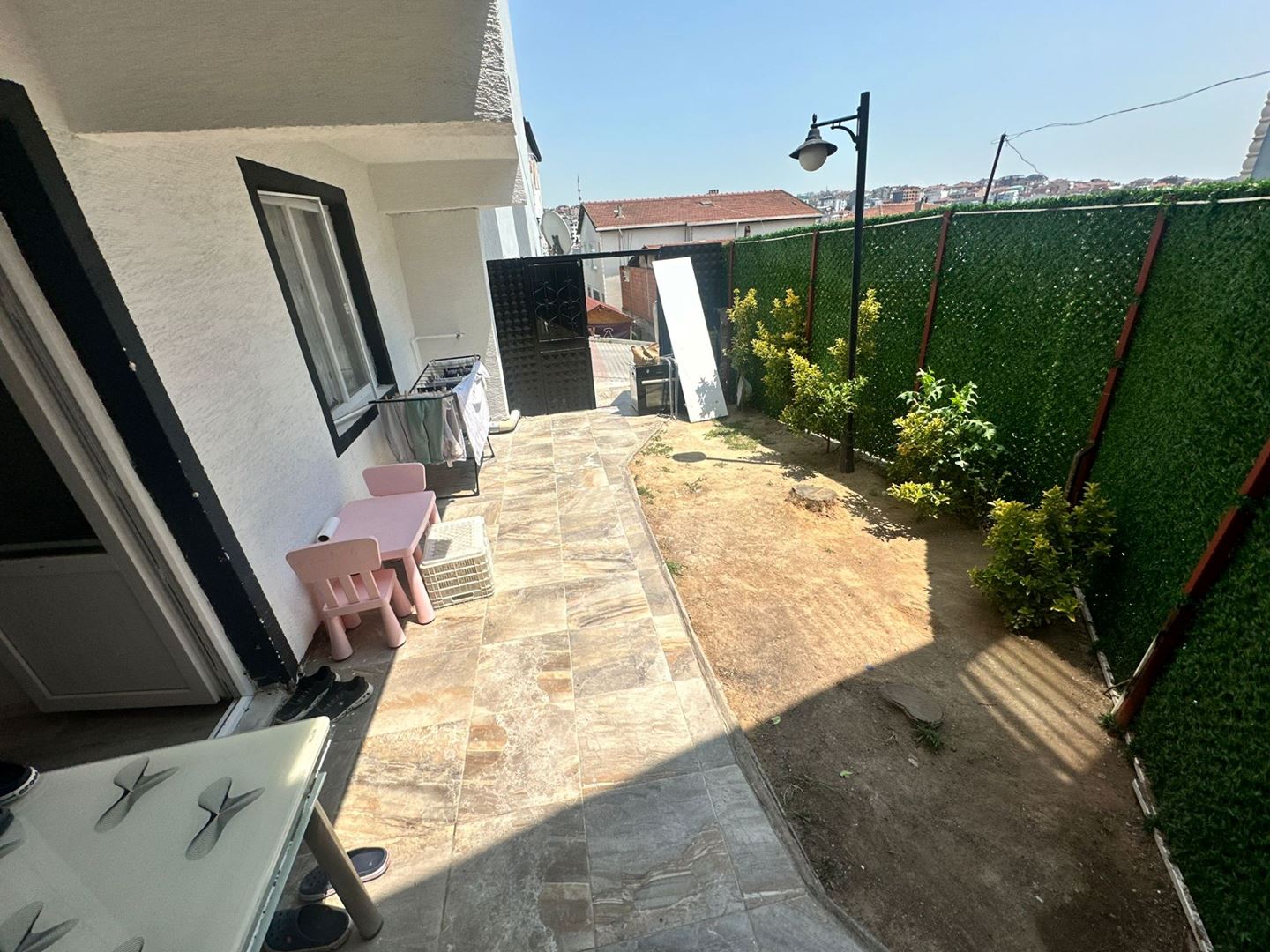 ŞENER GYD'DEN ŞİFA AVM VE ULAŞIMA YAKIN BAHÇELİ 145 m² 3+1 DAİRE