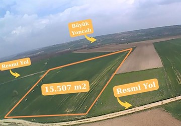 TEKİRDAĞ KAPAKLI 15.500 M2 MÜSTAKİL PARSEL RESMİ YOLA CEPHE TARLA