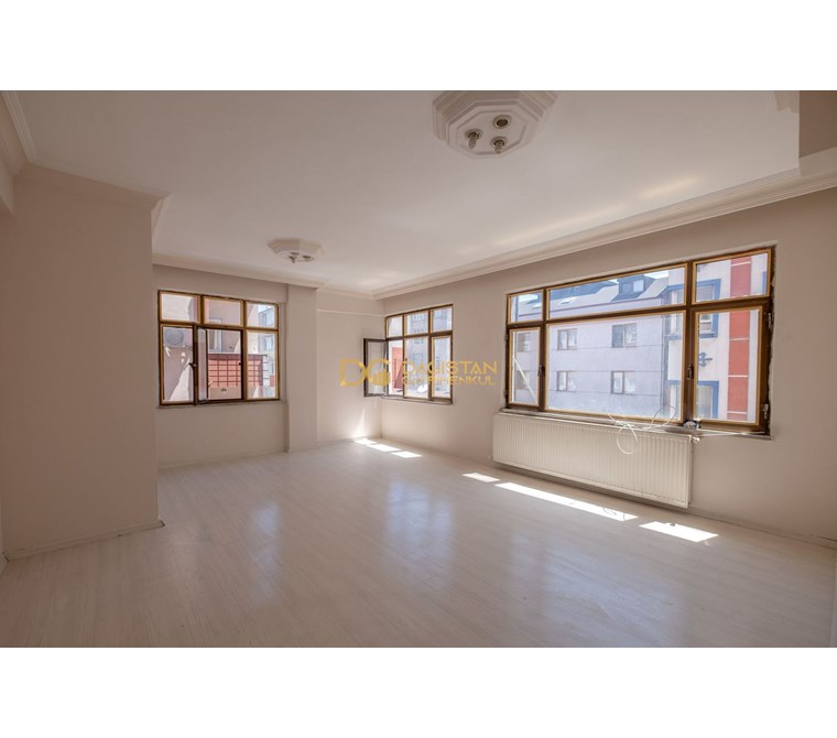 SEFAKÖY ARMONİ PARK AVM YANI NET 85 m² KULLANIMLI FERAH 2+1 DAİRE