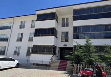 ALPAGUT MAHALLESİN'DE SATILIK 3+1 FIRSAT DAİRE!!