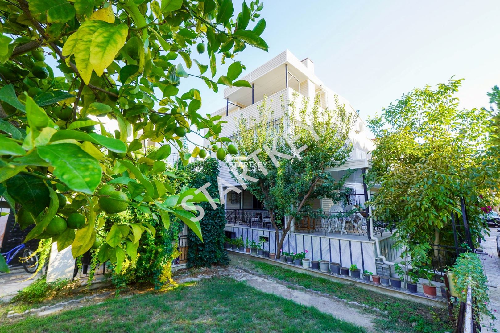 Property-photo