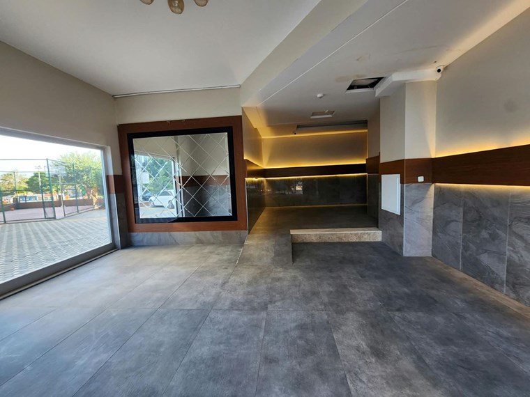 ESRA AKKAYADAN SOSYAL DONATILI SİTEİÇERİSİNDE 3+1 SATILIK DAİRE