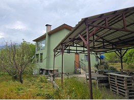 POZANTI FINDIKLI YAYLASINDA SATILIK MÜSTAKİL EV VE GENİŞ BAHÇE