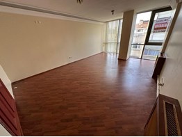 Bahariye Caddesine 1. Paralel Sokak Cam Plazada Kiralık Ofis