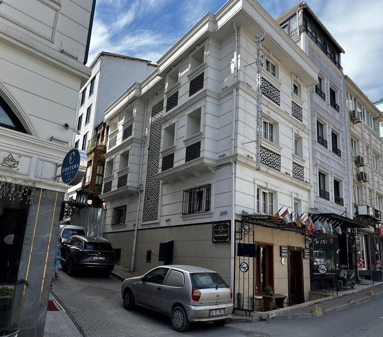 Tarihi Yarımada'da Turizme Hazır Satılık Butik Otel