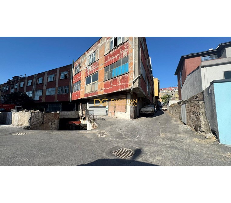 DAĞISTAN GAYRİMENKUL ZEYTİNBURNUNDA KİRALIK ATÖLYE KATI
