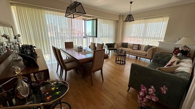 Kozyatağı Kozz Avm Cepheli Güvenlikli Binada 3+1