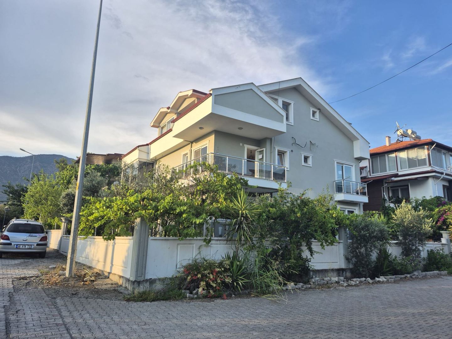 Property-photo