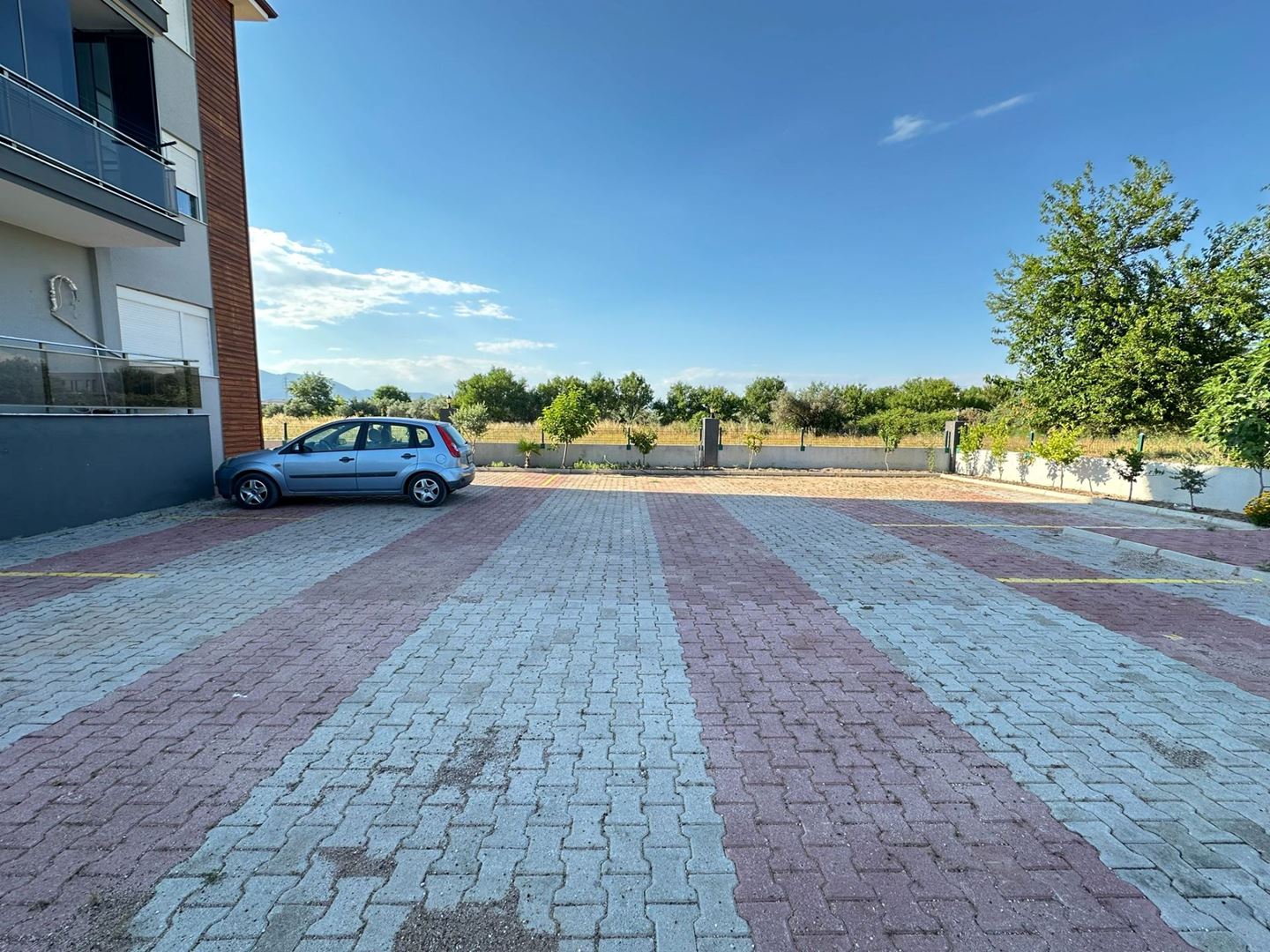 Property-photo
