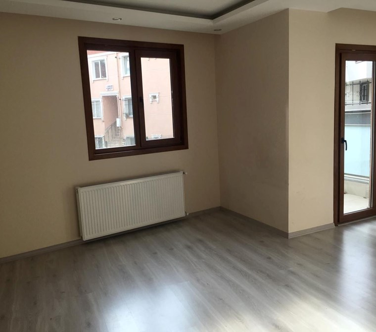ESATPAŞA MAH.'DE SIFIR 3+1 DAİRE: CADDEYE, AVM' YE YAKIN KONUMDA