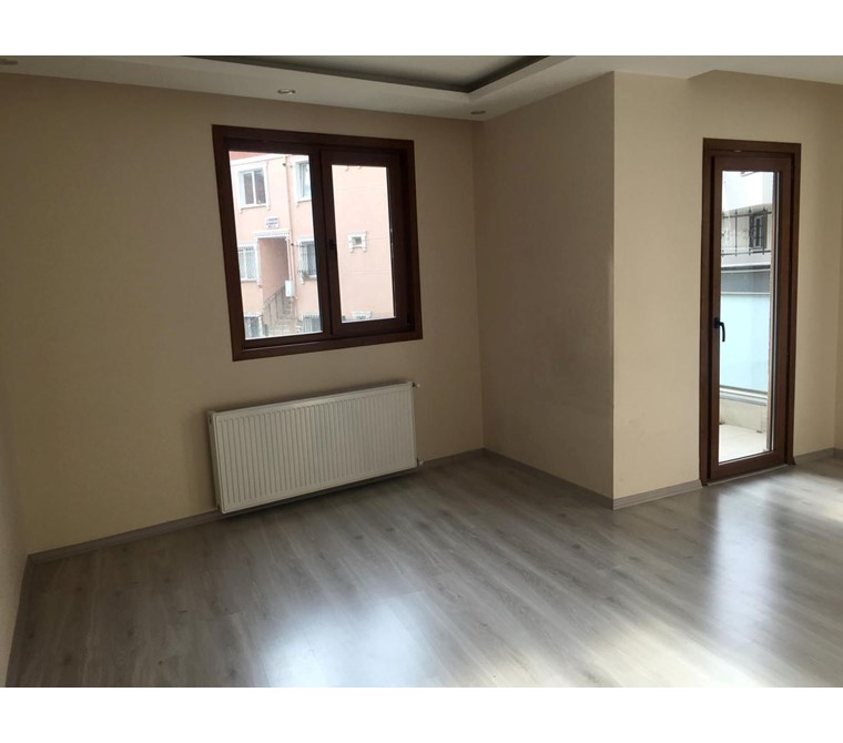 ESATPAŞA MAH.'DE SIFIR 3+1 DAİRE: CADDEYE, AVM' YE YAKIN KONUMDA
