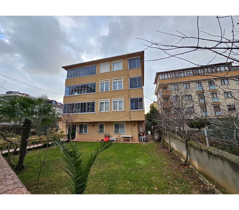 Sultanbeyli Adil Mahallesin de Kiralık 3+1 Arakat Daire.