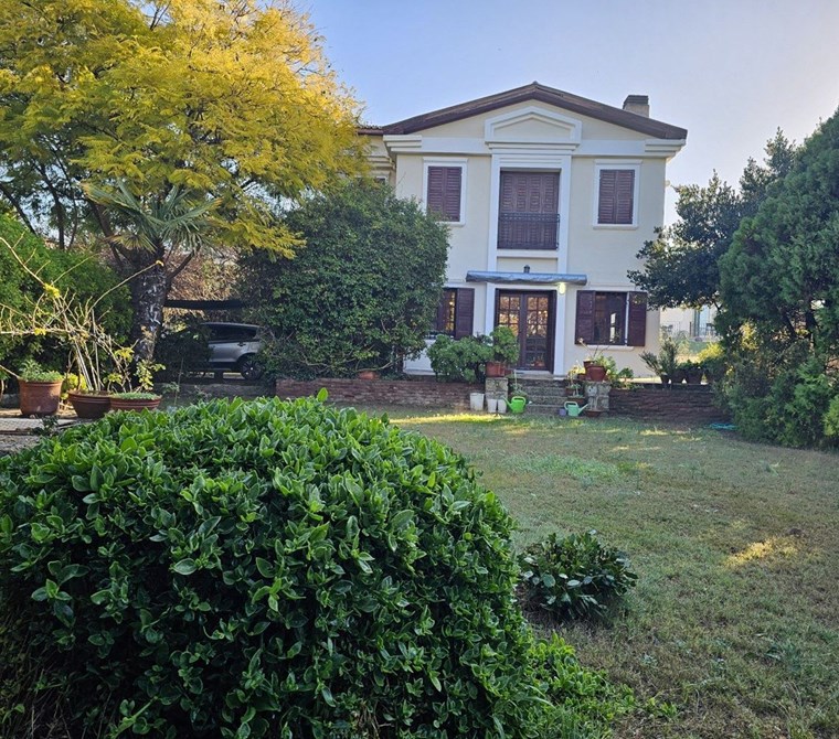 Detached Private House Villa in İzmir Çeşme Alaçatı Village