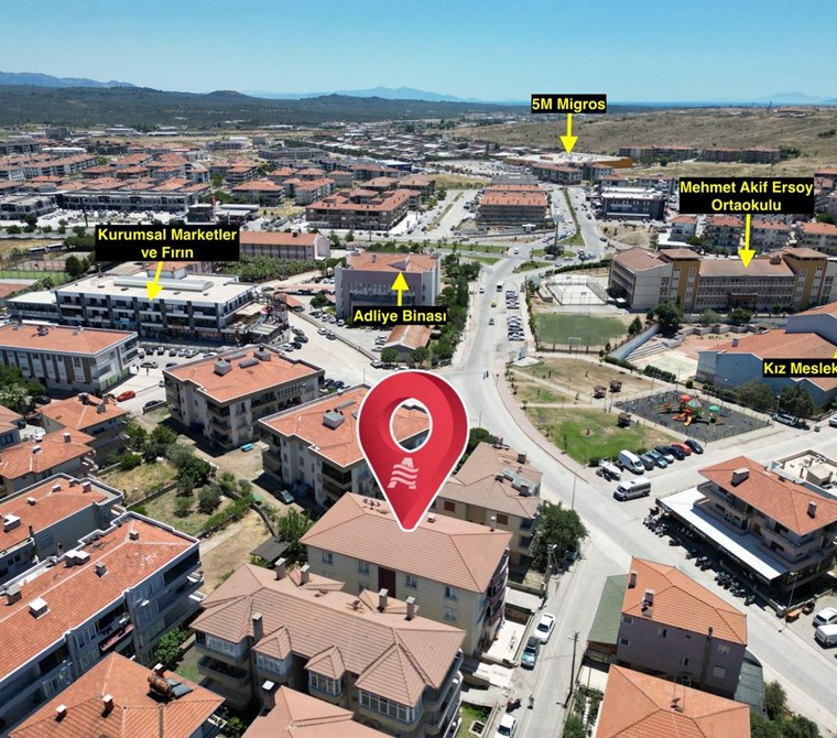AYVALIK ALİ ÇETİNKAYA MAH. SATILIK 2+1 EBEVEYN BANYOLU GENİŞ DAİRE