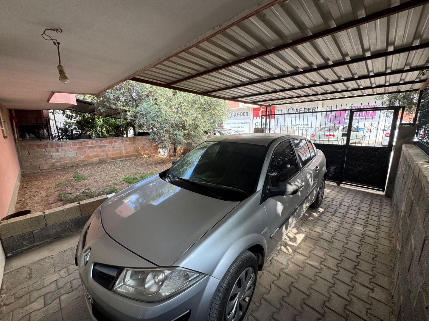 Property-photo