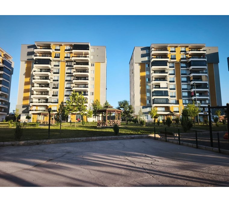 Doğuş Life Sitesi'nde Satılık 3+1 Daire (140m², 6. Kat)