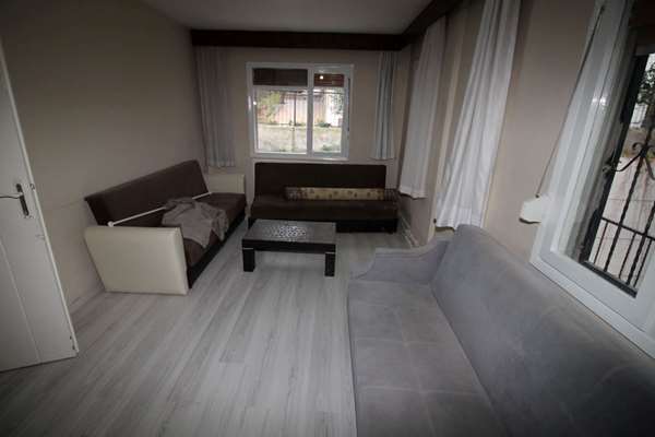 GÖZTEPE METRO YAKINI 2+1 D.GAZLI EŞYALI VEYA BOŞ KİRALIK DAİRE