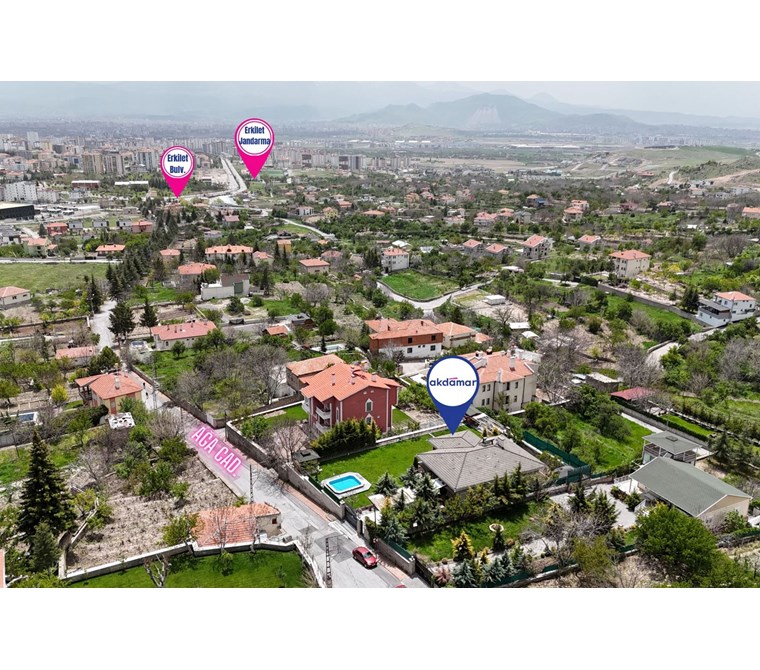 AKDAMAR - Erkilet Ağa Caddesi Üzerinde Huzur Dolu Satılık Villa!