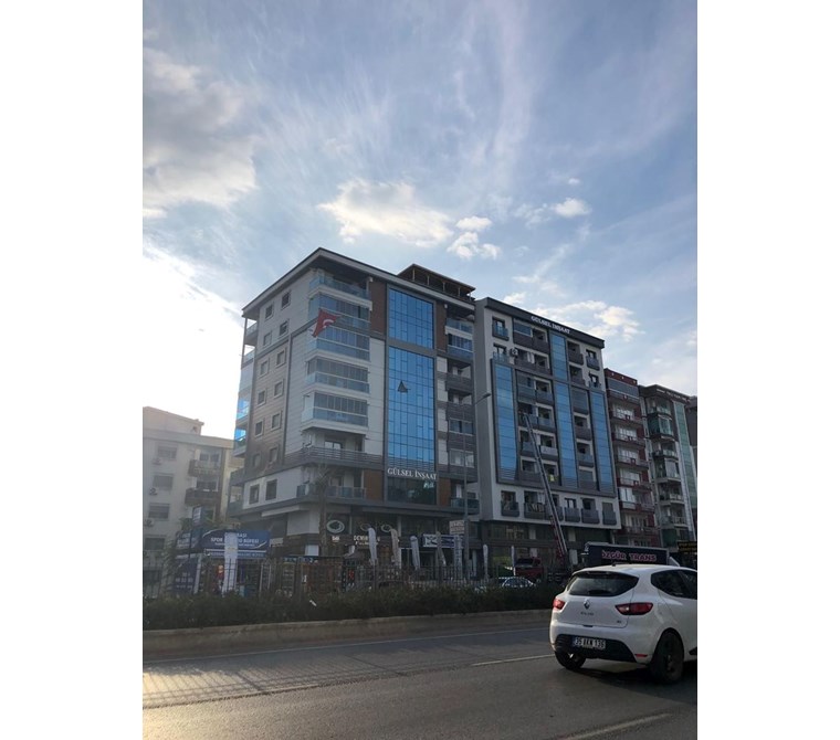 Karşıyaka Ege Üniversitesi Fakültesi Karşısı Satılık 3+1 Daire