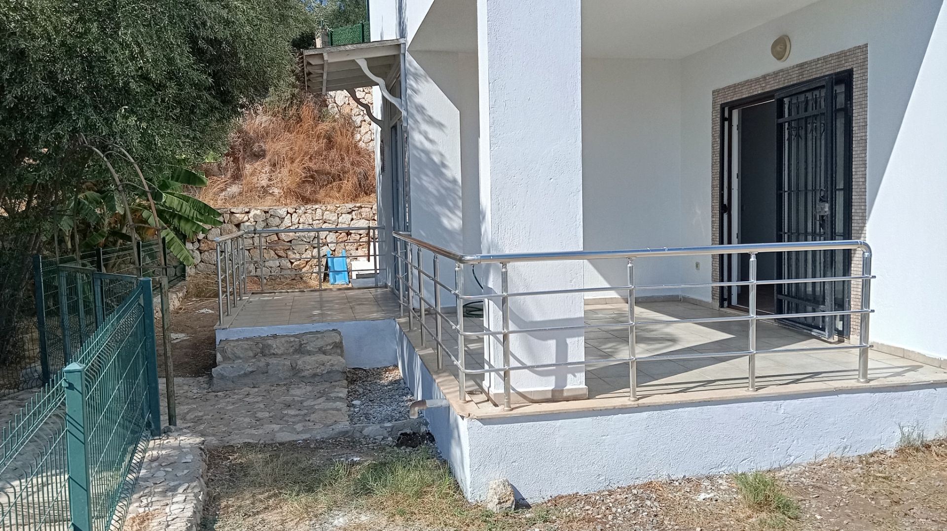 Property-photo