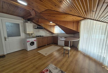 MARMARA VE YEDİTEPE ÜNİV. YAKIN SIFIR EŞYALI, TERASLI 2+1 DAİRE