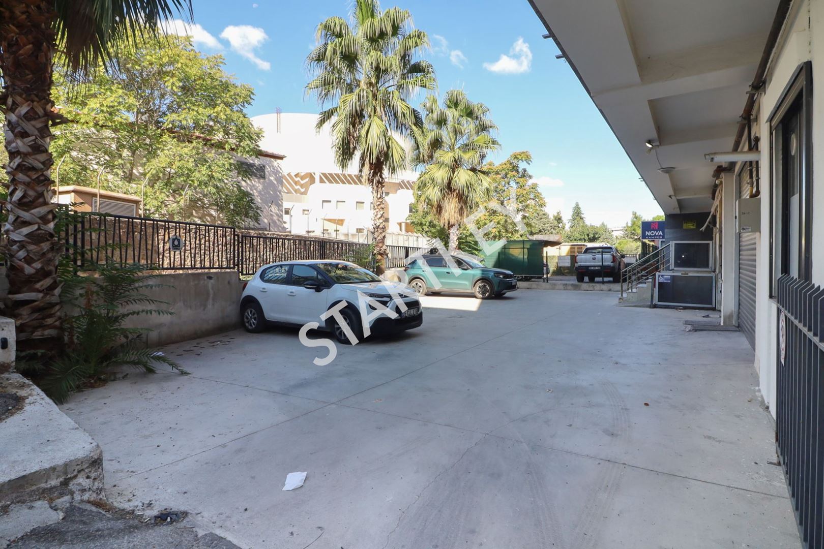 Property-photo