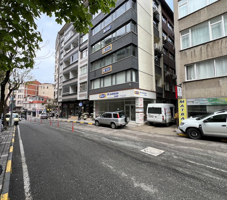 TRABZON HACIKASIM KAVŞAĞA YAKIN 90 M2 DÜKKAN