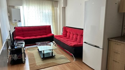 1+1 ÇANAKKALE CUMA PAZARI YAKINI EŞYALI