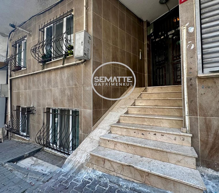 SATILIK METROYA YÜRÜME MESAFESİNDE 85 m² 2+1 FERAH BAHÇEKAT