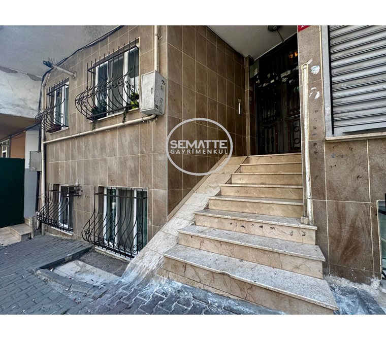 SATILIK METROYA YÜRÜME MESAFESİNDE 85 m² 2+1 FERAH BAHÇEKAT