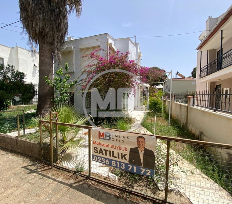 DİDİM ALTINKUM'DA DENİZE SIFIR YEŞİLKENT SİTESİ İÇERİSİNDE MÜSTAKİL VİLLA
