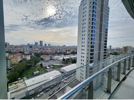 Kartal Kule'de Deniz&Adalar Manzaralı Kiralık Ofis En Geniş Tip
