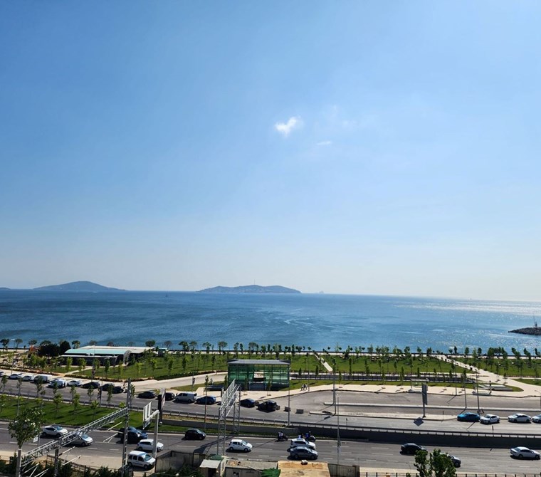 BOSTANCİ KİRALIK DUBLEX 6+2 DAİRE FULL DENİZ VE ADALAR MANZARA