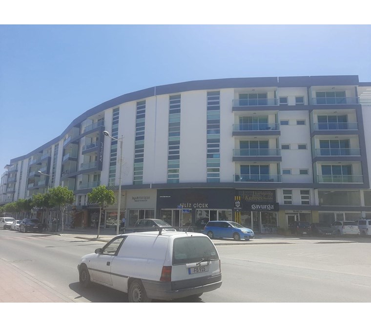 LEFKOŞA YENİKENTDE 72M2 KİRALIK TİCARİ İZİNLİ ANACADDEÜSDÜ DÜKKAN AYLIK £2.500