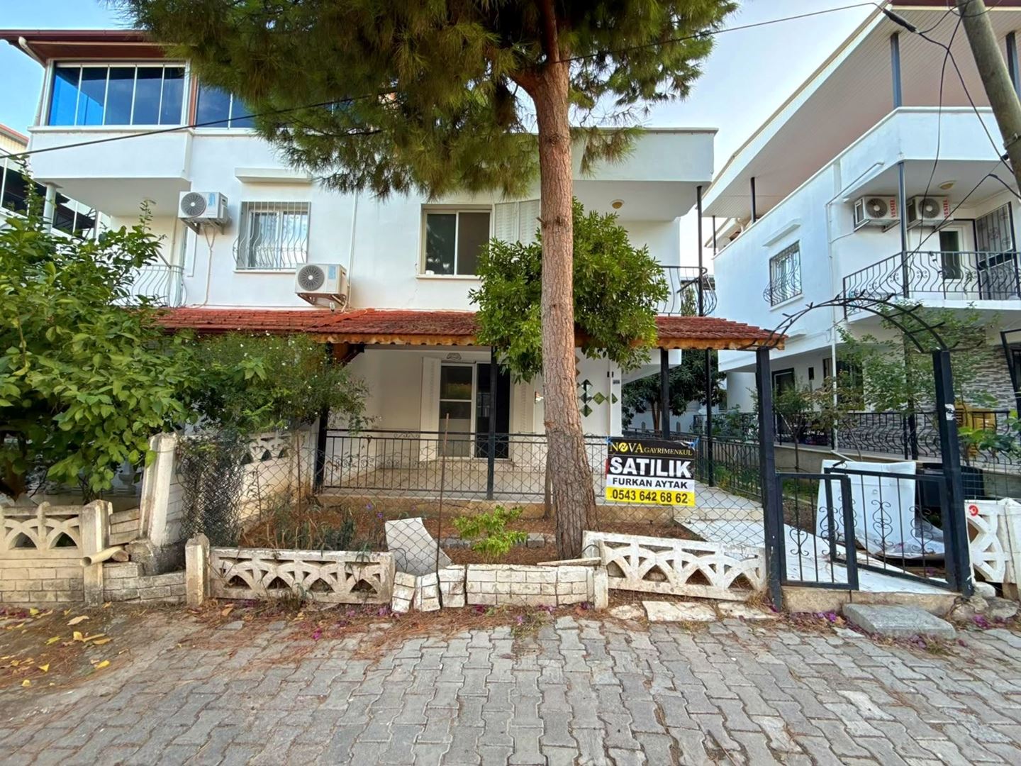Property-photo