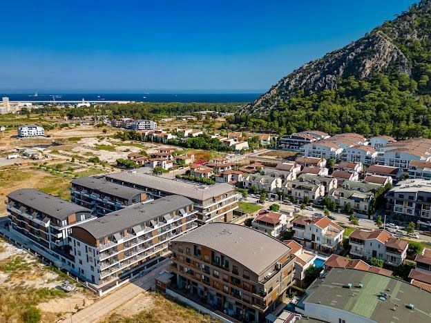 Antalya Konyaaltı'nda Kısa Dönem Kiraya Uygun Lüks Konutlar - Doğa ve Deniz Arasında Mükemmel Konum