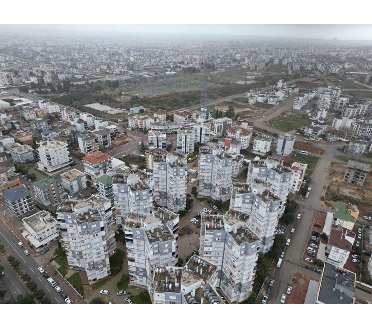 POYRAZ'DAN KARŞIYAKA MAH.SİTE İÇİNDE 140m² 1.KAT SATILIK DAİRE