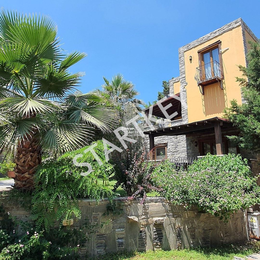 Property-photo
