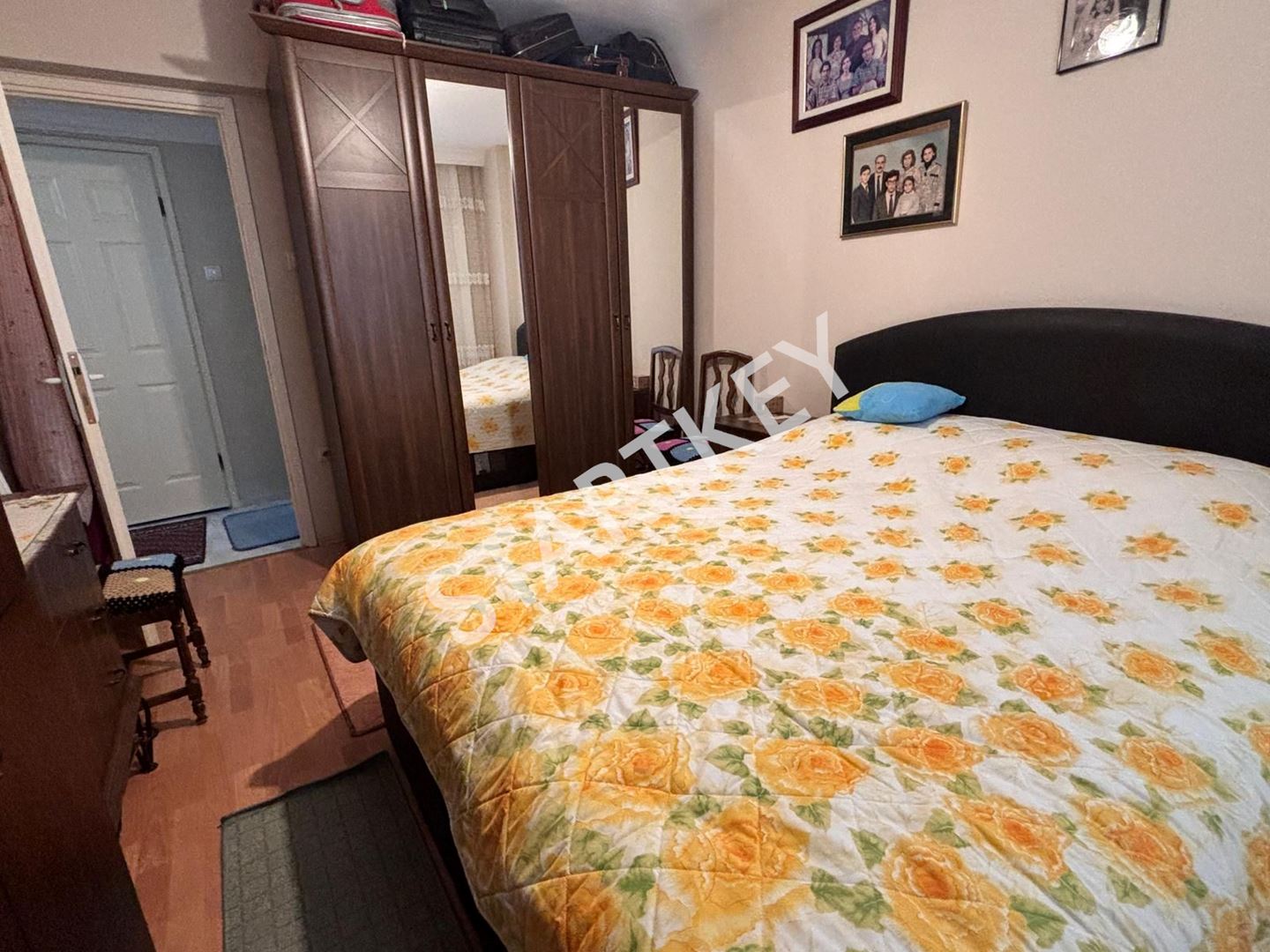 Property-photo