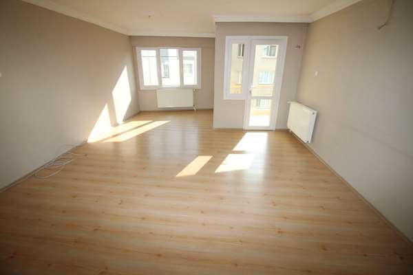 GÖZTEPE METRO KARŞI SOKAĞINDA D.GAZLI 3+1 KİRALIK ARAKAT