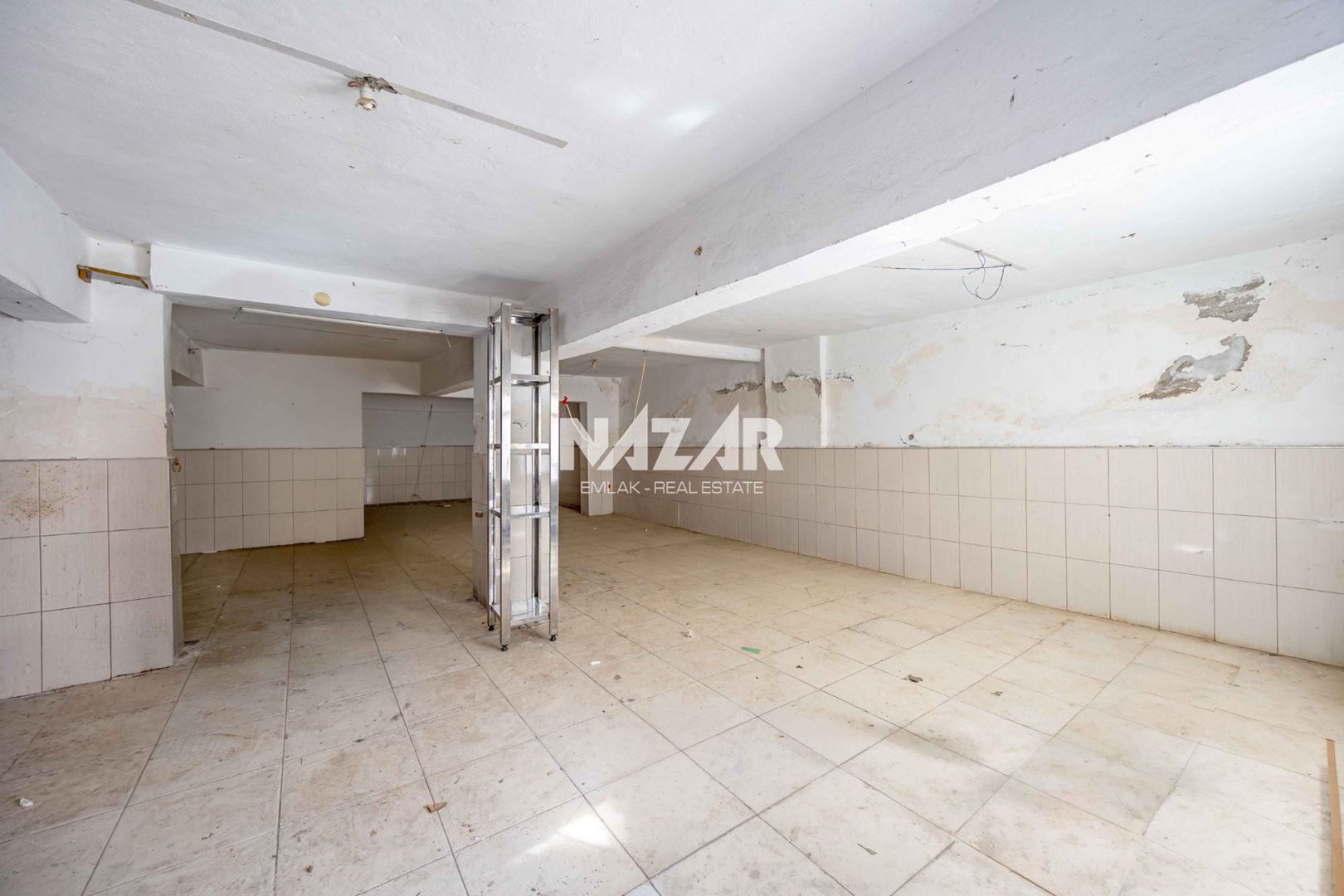Склад площадью 146 м² в аренду в районе Сарай, центр Алании